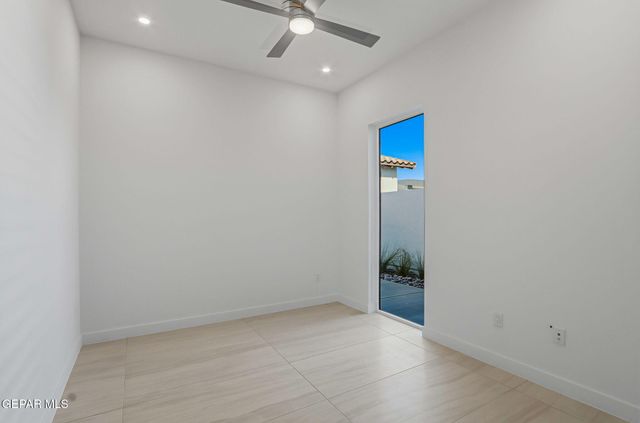 1853 POMMEL Place, El Paso, TX 79911