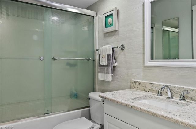 22721 SANDY BAY DR # 101, Estero, FL 33928
