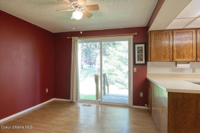 11810 N Peridot Dr, Hayden, ID 83835