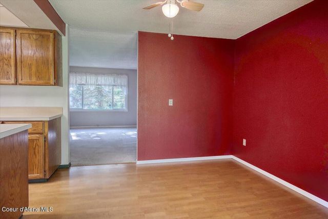 11810 N Peridot Dr, Hayden, ID 83835