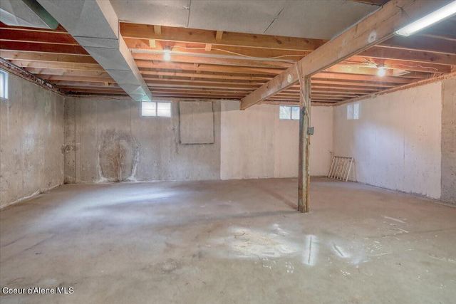 11810 N Peridot Dr, Hayden, ID 83835