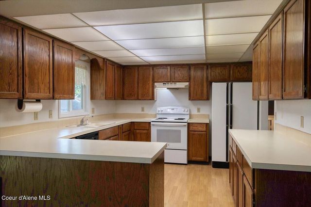 11810 N Peridot Dr, Hayden, ID 83835