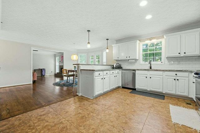 4957 HERITAGE CROSSING Drive, Powder Springs, GA 30127
