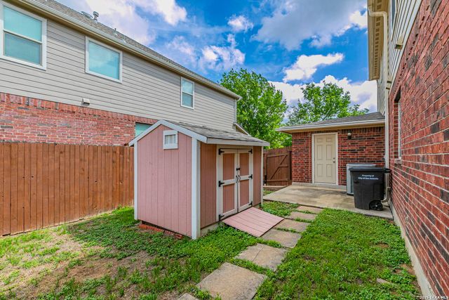 1715 Viljandi Moon, San Antonio, TX 78251