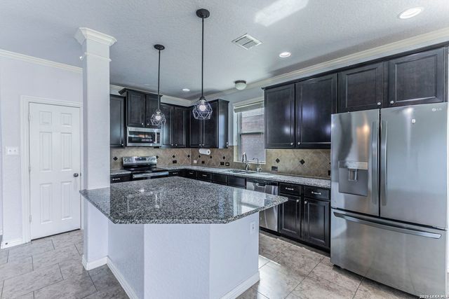 1715 Viljandi Moon, San Antonio, TX 78251