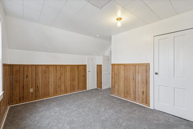 1212 10th Avenue, Rockford, IL 61104