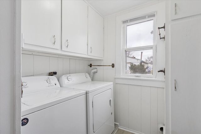 1212 10th Avenue, Rockford, IL 61104