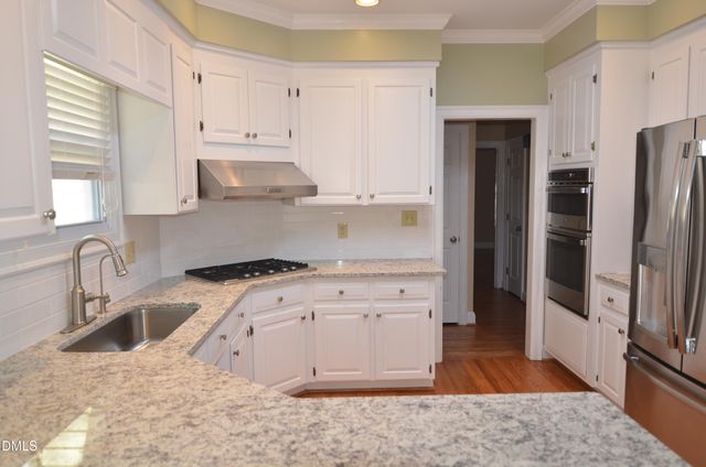 1516 Crenshaw Point, Wake Forest, NC 27587