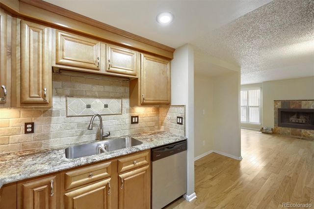 701 N Harlan Street E27, Lakewood, CO 80214