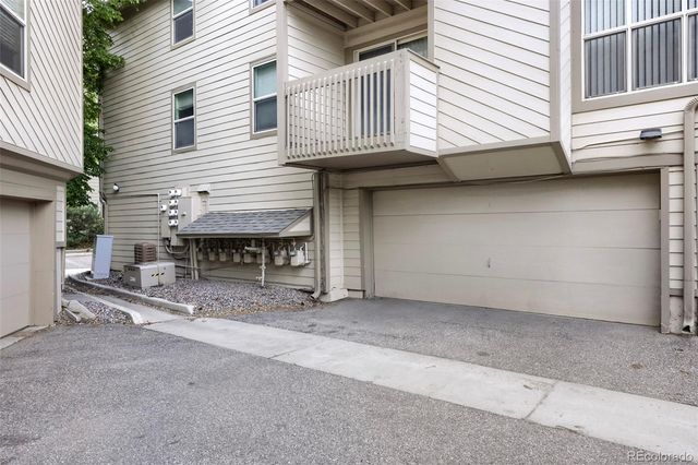 701 N Harlan Street E27, Lakewood, CO 80214