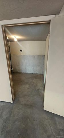 701 N Harlan Street E27, Lakewood, CO 80214