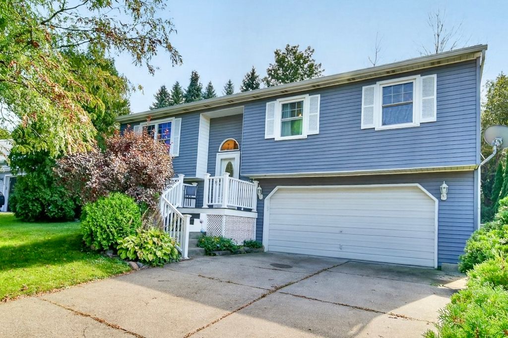 2903 MARCELLA Drive, Erie, PA 16506