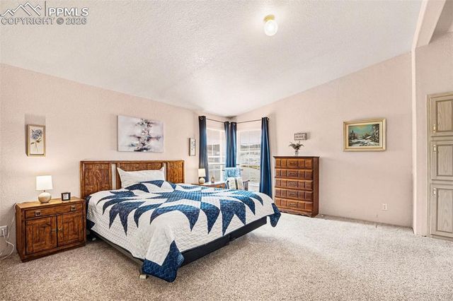 301 E Longbow Drive, Divide, CO 80814