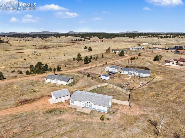 301 E Longbow Drive, Divide, CO 80814