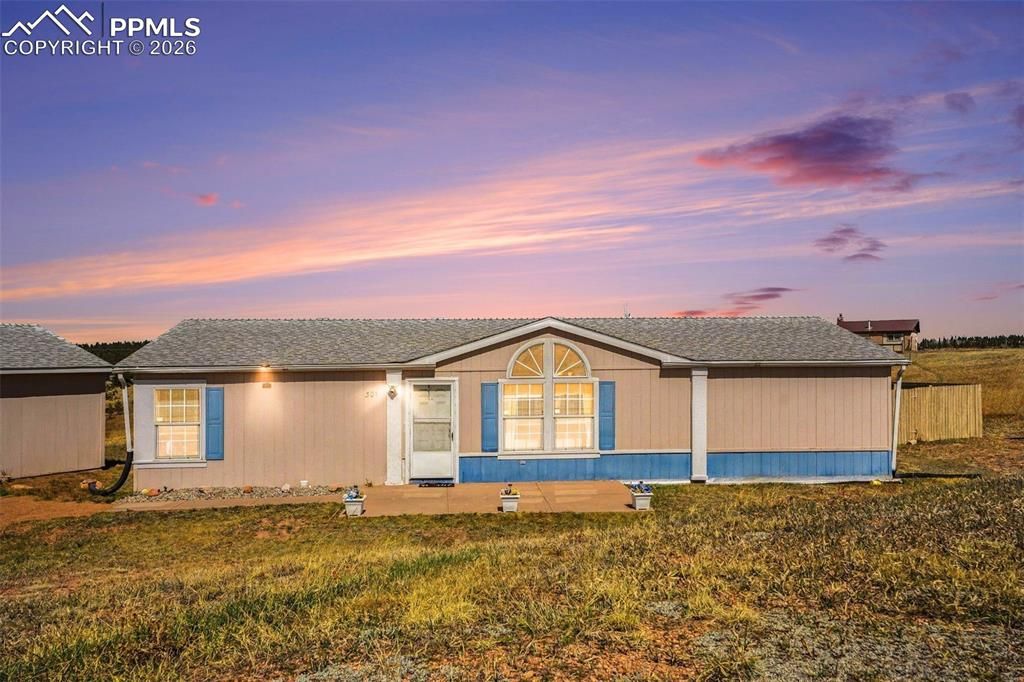 301 E Longbow Drive, Divide, CO 80814