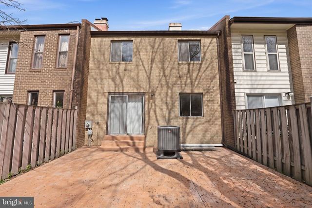 1747 CY CT, Vienna, VA 22182