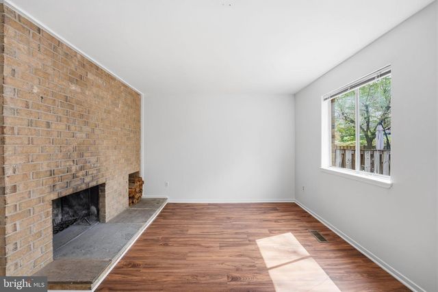 1747 CY CT, Vienna, VA 22182