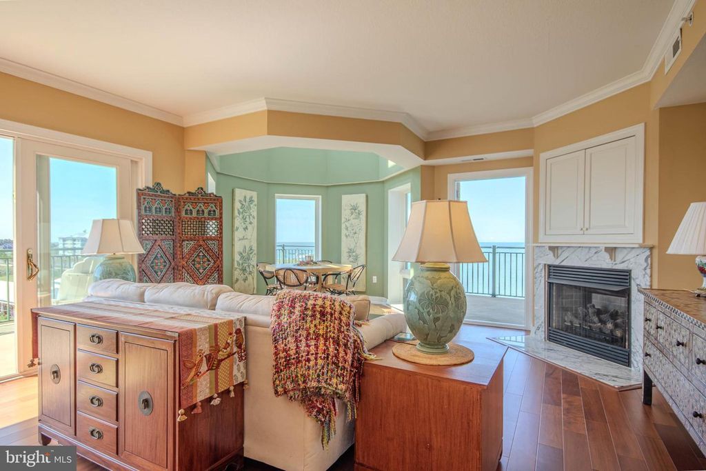 Image 10 of property listing at 1 DOCK ST #402, Crisfield, MD 21817