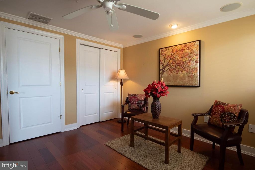Image 33 of property listing at 1 DOCK ST #402, Crisfield, MD 21817