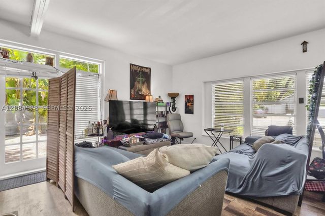 1548 SW 23rd Ct 1548, Fort Lauderdale, FL 33315