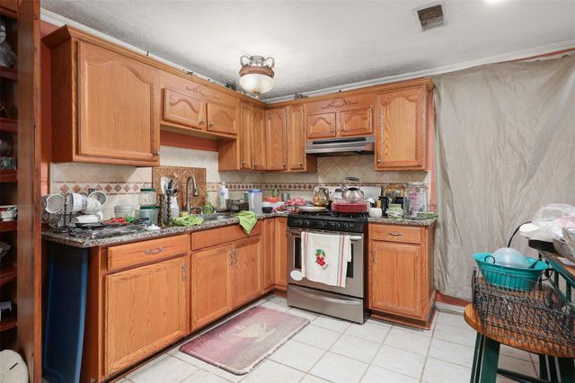 5405 Hazel Street, Baytown, TX 77521