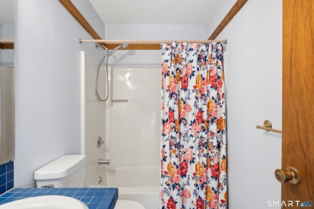 1 Upper Commons 1, Woodbury, CT 06798