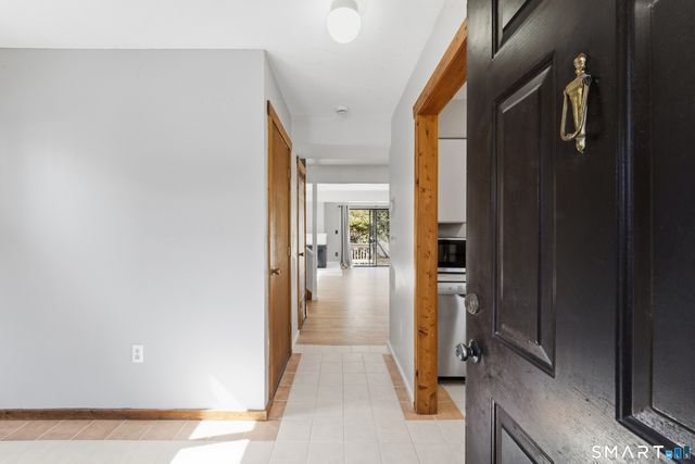 1 Upper Commons 1, Woodbury, CT 06798