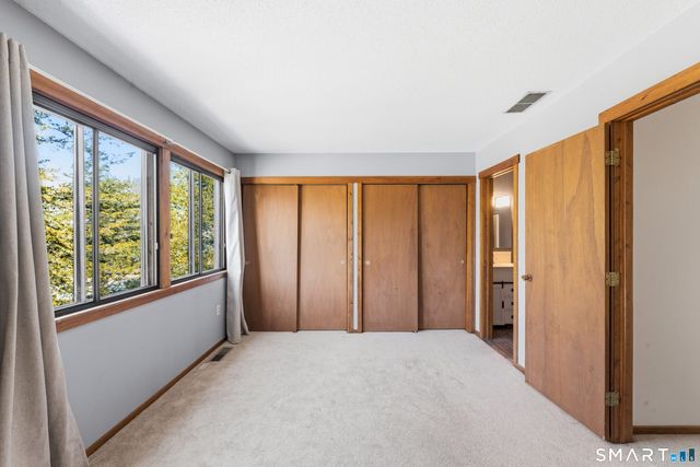 1 Upper Commons 1, Woodbury, CT 06798