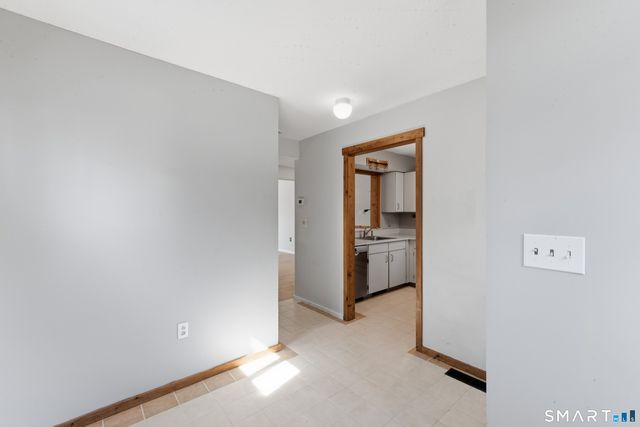 1 Upper Commons 1, Woodbury, CT 06798