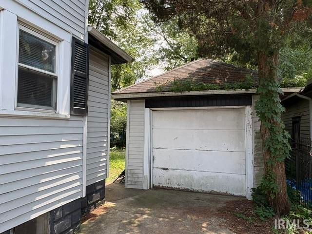 1305 Nichol Avenue, Anderson, IN 46016