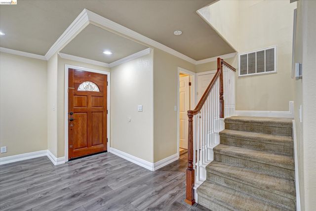 108 Castleton Ct, San Ramon, CA 94583