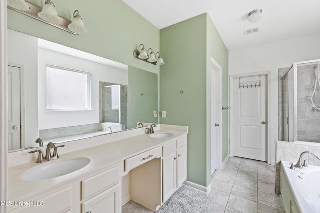 8577 S Trinity Park Drive, Olive Branch, MS 38654