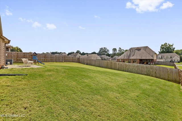 8577 S Trinity Park Drive, Olive Branch, MS 38654