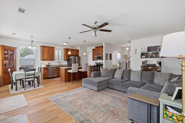 8577 S Trinity Park Drive, Olive Branch, MS 38654