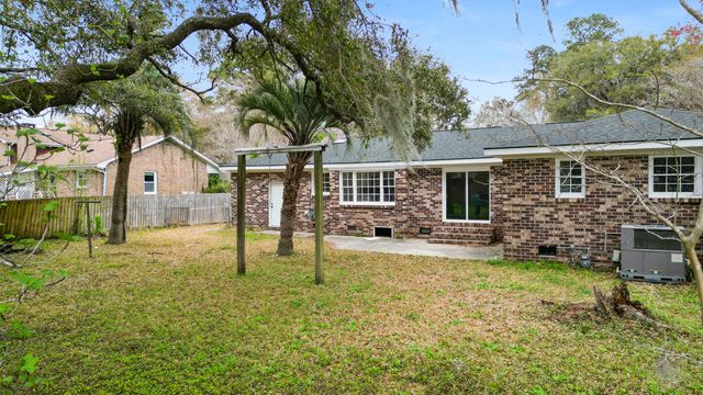 4343 Helene Drive, North Charleston, SC 29418