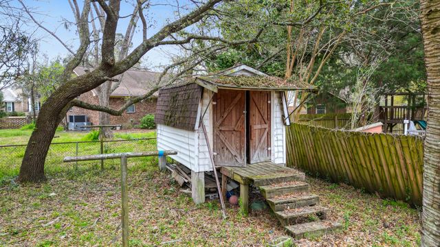 4343 Helene Drive, North Charleston, SC 29418