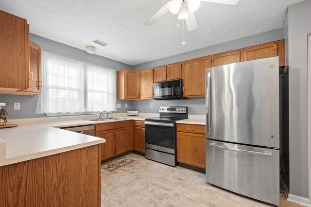 6044 Belle Terre Ct, South Fayette, PA 15017