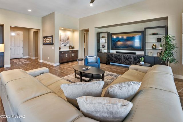 32710 S Cattle Trail, Oracle, AZ 85623