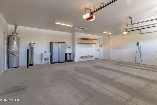 32710 S Cattle Trail, Oracle, AZ 85623