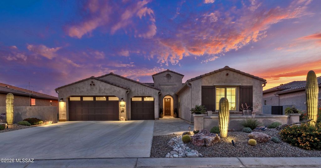 32710 S Cattle Trail, Oracle, AZ 85623