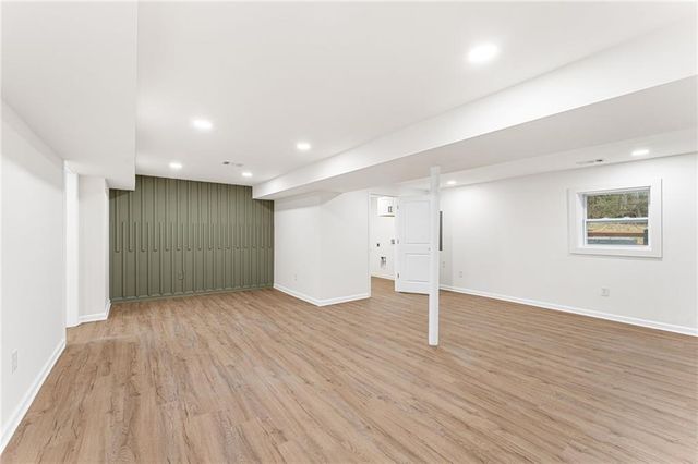 2749 Lincoln NW Court, Atlanta, GA 30318