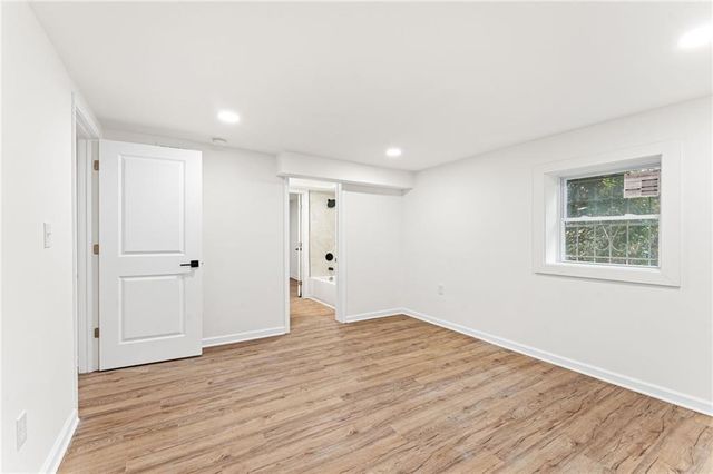 2749 Lincoln NW Court, Atlanta, GA 30318