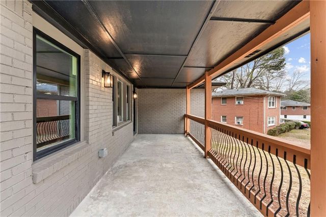 2749 Lincoln NW Court, Atlanta, GA 30318