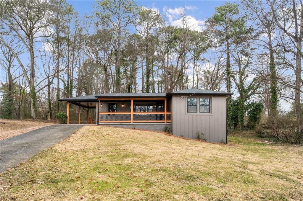 2749 Lincoln NW Court, Atlanta, GA 30318