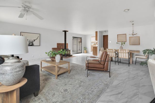 11409 Mahlon Avenue NE, Albuquerque, NM 87112