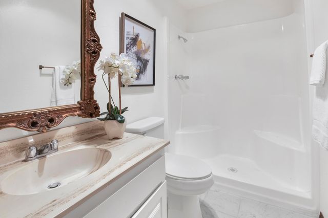 11409 Mahlon Avenue NE, Albuquerque, NM 87112