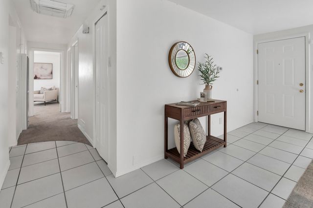 11409 Mahlon Avenue NE, Albuquerque, NM 87112