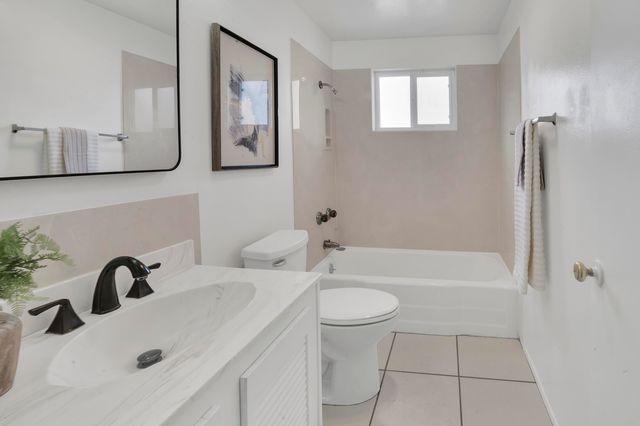 11409 Mahlon Avenue NE, Albuquerque, NM 87112