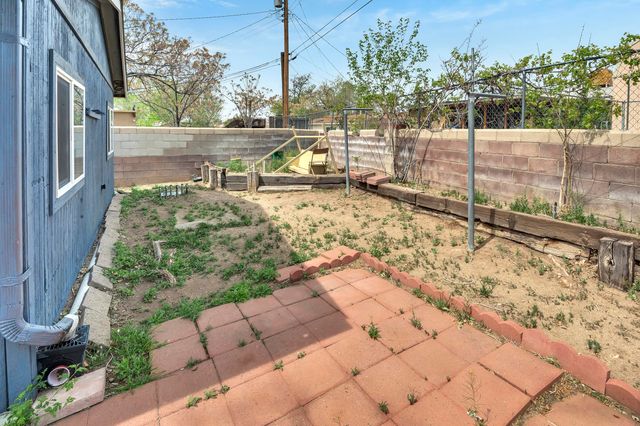 11409 Mahlon Avenue NE, Albuquerque, NM 87112