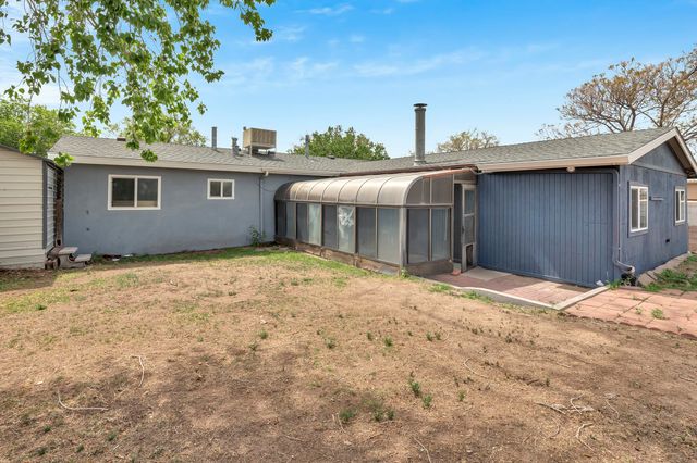 11409 Mahlon Avenue NE, Albuquerque, NM 87112